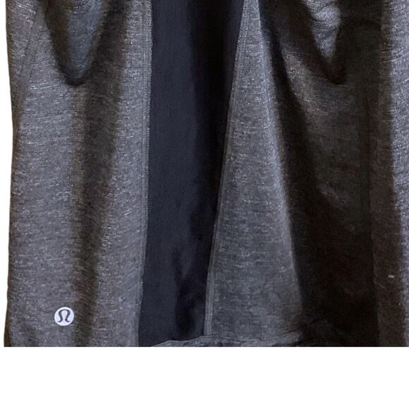 Lululemon Tank Top Women’s Size 6 Coal Gray Yoga Drawstring Hips Excellent - Picture 6 of 7